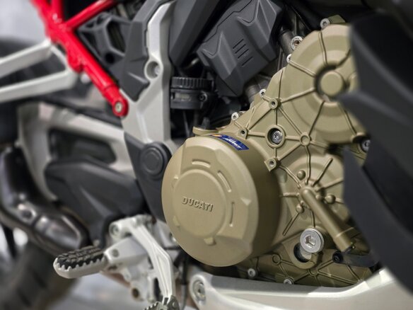 2022 Ducati Multistrada V4, красный, 2350000 рублей - вид 8
