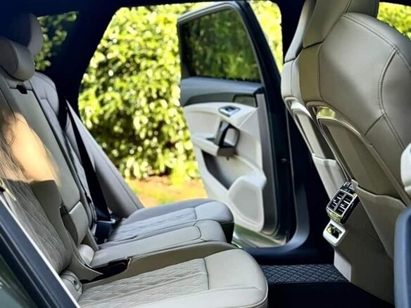 2026 Audi Q5 40 TFSI III (GU), зелёный, 5490032 рублей - вид 7
