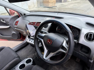 2009 Honda Stream II Рестайлинг, красный, 1050000 рублей, вид 5