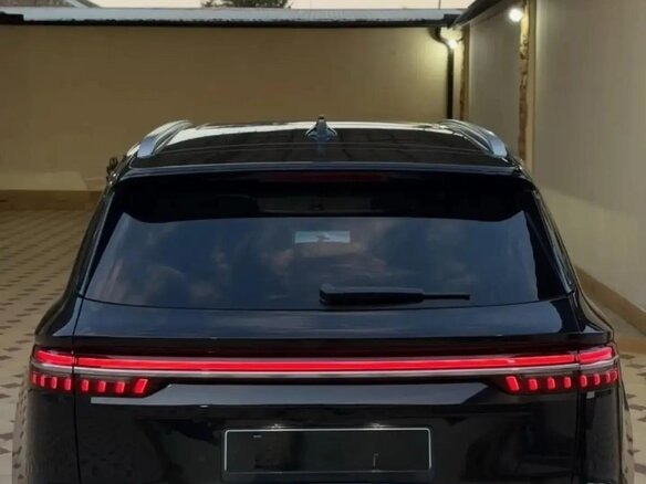 2025 Geely Monjaro (Xingyue L) I Рестайлинг (China Market), чёрный, 3720000 рублей - вид 5