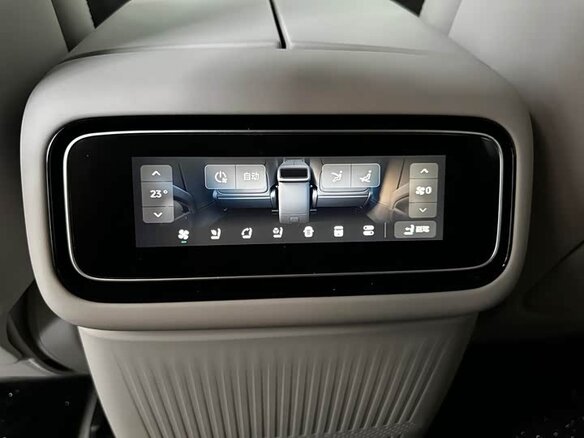 2026 Leapmotor D19 64 kWh, чёрный - вид 13