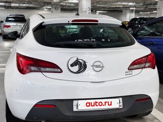 2013 Opel Astra GTC J Рестайлинг, белый, 650000 рублей, вид 3