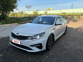 2018 Kia Optima IV Рестайлинг, белый, 1320000 рублей, вид 1