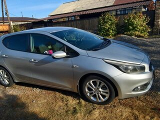 2013 Kia Ceed II, белый, 1100000 рублей, вид 3
