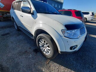 2013 Mitsubishi Pajero Sport II, белый, 900000 рублей, вид 1
