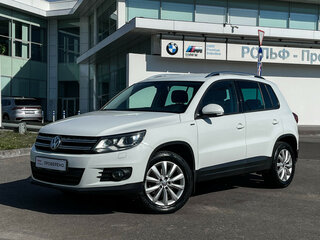 2016 Volkswagen Tiguan I Рестайлинг, белый, 1609000 рублей, вид 1