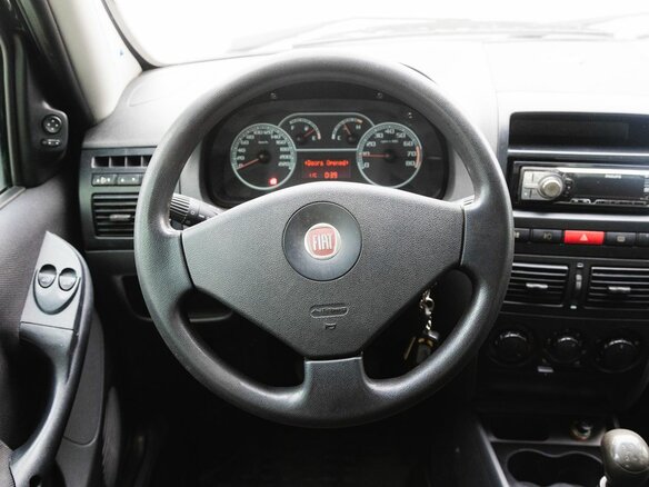 2009 Fiat Albea I Рестайлинг, чёрный, 240000 рублей - вид 14