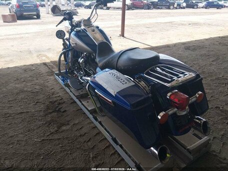 2017 Harley-Davidson Road King, чёрный, 844283 рублей, вид 3