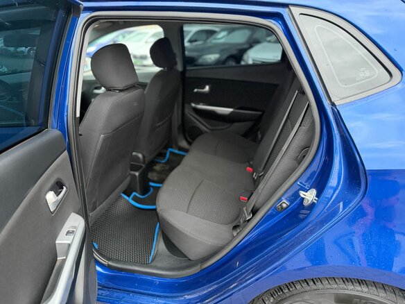 2013 Kia Rio 4-speed III, синий, 965000 рублей - вид 22