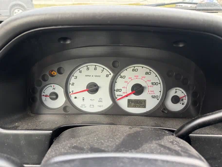 2004 Ford Escape I Рестайлинг, серебристый, 320000 рублей, вид 4