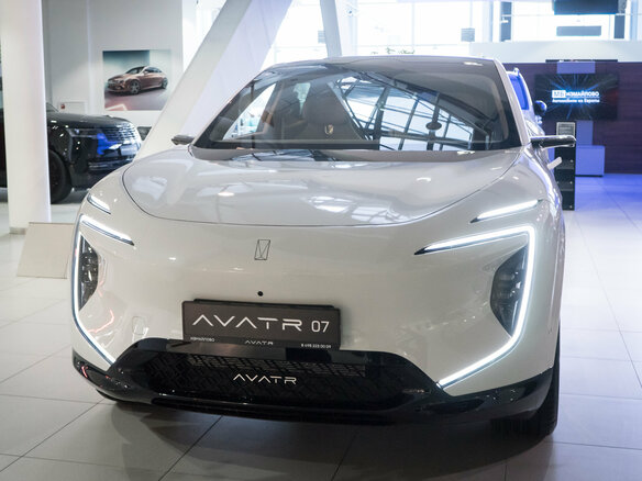 2026 Avatr 07, белый, 7000000 рублей - вид 7