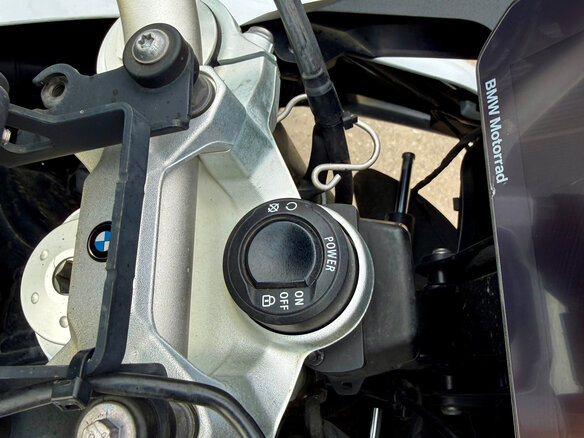 2020 BMW F 850 GS, белый, 850000 рублей - вид 14