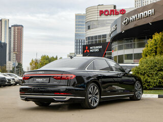 2022 Audi A8 55 TFSI IV (D5), чёрный, 7600000 рублей, вид 4