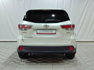 2014 Toyota Highlander III (XU50), белый, 2900000 рублей, вид 5