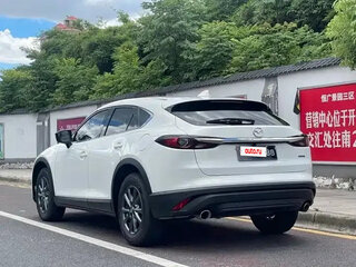 2023 Mazda CX-4 I Рестайлинг, белый, 2070000 рублей, вид 4