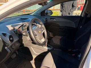 2015 Chevrolet Aveo II, белый, 1000000 рублей, вид 5