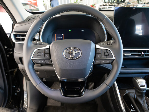 2026 Toyota Highlander IV (XU70), чёрный, 5690000 рублей - вид 7