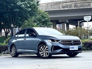 2023 Volkswagen Lavida III Рестайлинг, голубой, 1500000 рублей, вид 3