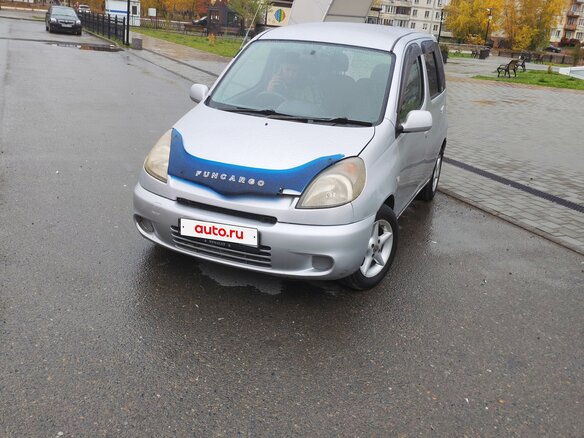 2000 Toyota FunCargo, серый, 380000 рублей - вид 1