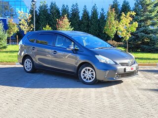 2012 Toyota Prius Alpha I (ZVW40/41), серый, 940000 рублей, вид 1