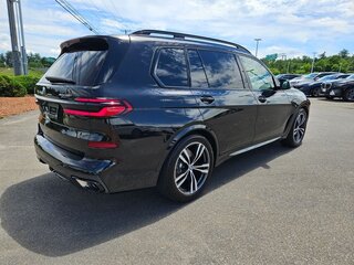 2026 BMW X7 40i I (G07) Рестайлинг, чёрный, 13817000 рублей, вид 4
