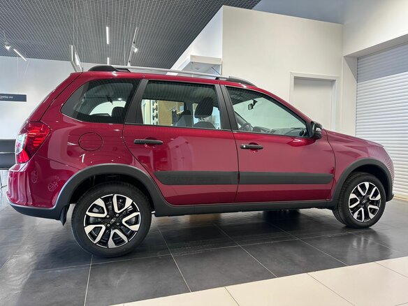 2026 Lada (ВАЗ) Granta Cross I Рестайлинг, красный, 1246000 рублей - вид 11
