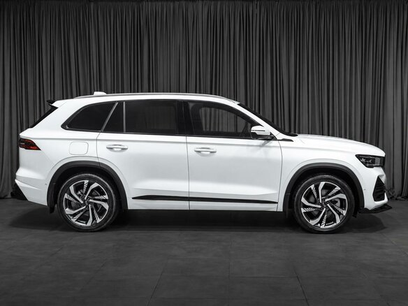 2023 Geely Monjaro I, белый, 3719000 рублей - вид 4