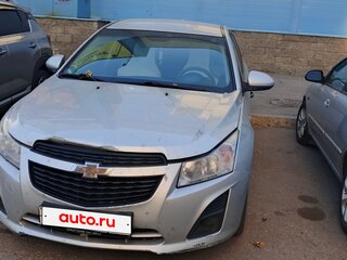 2013 Chevrolet Cruze I Рестайлинг, серебристый, 715000 рублей, вид 2