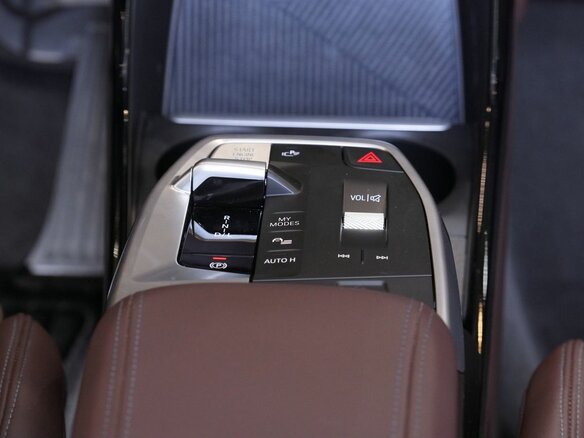 2024 BMW X2 sDrive25i II (U10), серый, 5200000 рублей - вид 16