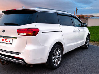 2017 Kia Carnival III, белый, 2500000 рублей, вид 3