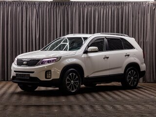 2015 Kia Sorento II Рестайлинг, белый, 1695000 рублей, вид 1