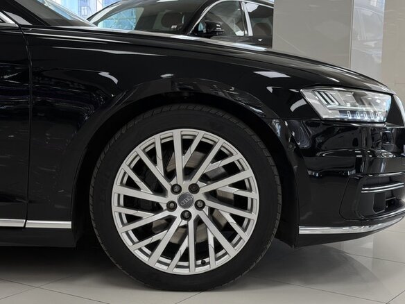 2018 Audi A8 Long 55 TFSI IV (D5), чёрный, 5700000 рублей - вид 33