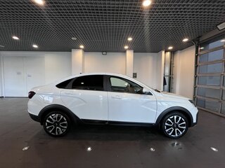 2023 Lada (ВАЗ) Vesta Cross I Рестайлинг (NG), белый, 1330000 рублей, вид 2
