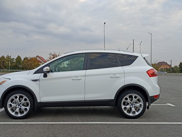 2012 Ford Kuga I, белый, 1350000 рублей - вид 6