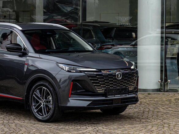 2024 Changan UNI-S I, серый, 1895000 рублей - вид 6