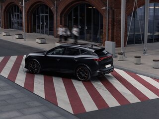 2023 Cupra Formentor VZ5 I, чёрный, 6000000 рублей, вид 5