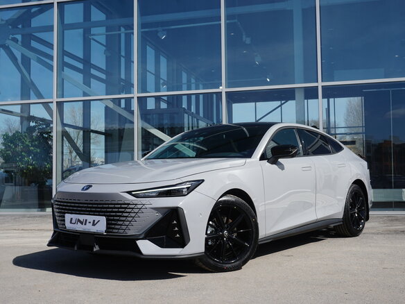 2025 Changan UNI-V I, серый, 3479900 рублей - вид 2