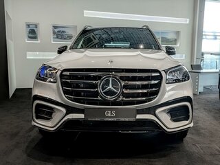 2026 Mercedes-Benz GLS 450 II (X167) Рестайлинг, серый, 17800000 рублей, вид 5