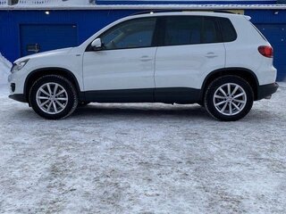 2015 Volkswagen Tiguan I Рестайлинг, белый, 1550000 рублей, вид 4