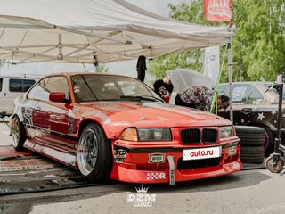 1992 BMW 3 серии 325i III (E36), чёрный, 1500000 рублей, вид 1