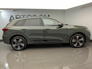 2026 Audi Q5 L III (GU), зелёный, 7560000 рублей, вид 5