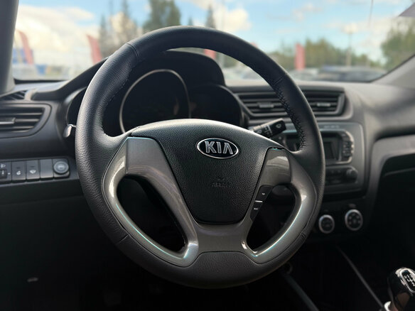 2015 Kia Rio III, серебристый, 790000 рублей - вид 13