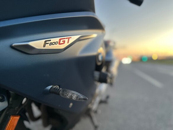 2019 BMW F 800 GT, фиолетовый, 690000 рублей - вид 7
