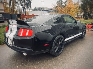 2012 Ford Mustang V Рестайлинг, чёрный, 2600000 рублей, вид 3