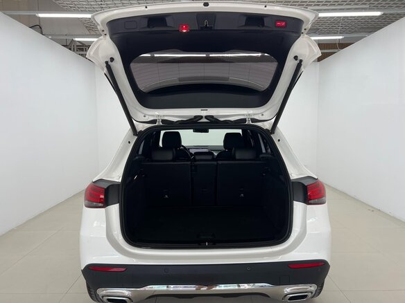2021 Mercedes-Benz GLA 180 II (H247), белый, 2567007 рублей - вид 9