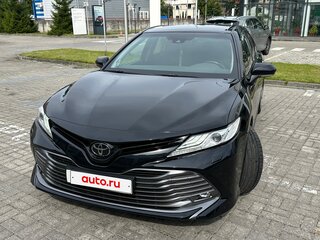 2019 Toyota Camry VIII (XV70), чёрный, 2230000 рублей, вид 3
