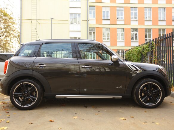 2015 Mini Countryman Cooper S I, коричневый, 2440000 рублей - вид 2