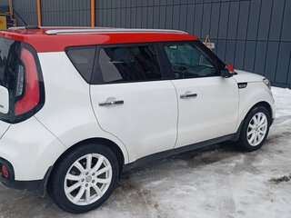 2018 Kia Soul II Рестайлинг, белый, 1600000 рублей, вид 1