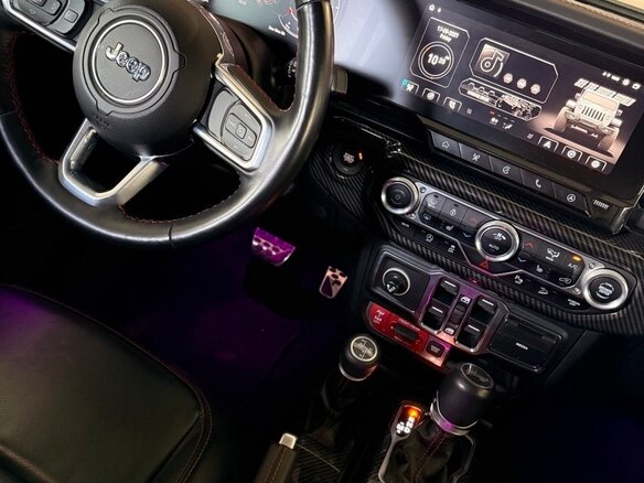 2019 Jeep Wrangler IV (JL), чёрный, 5300000 рублей - вид 6