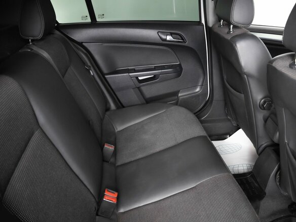 2011 Opel Astra H Рестайлинг, белый, 769000 рублей - вид 8